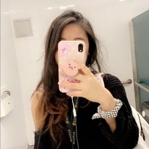 Meet your Posher, Quynh